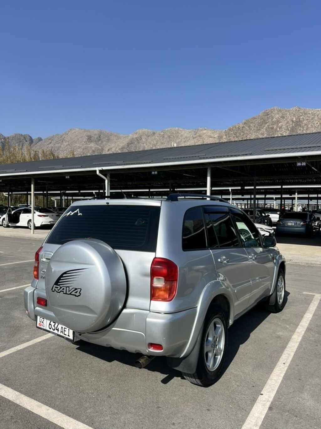 Toyota RAV4: 2001 г., 2 л, Автомат, Бензин, Кроссовер: фото 4