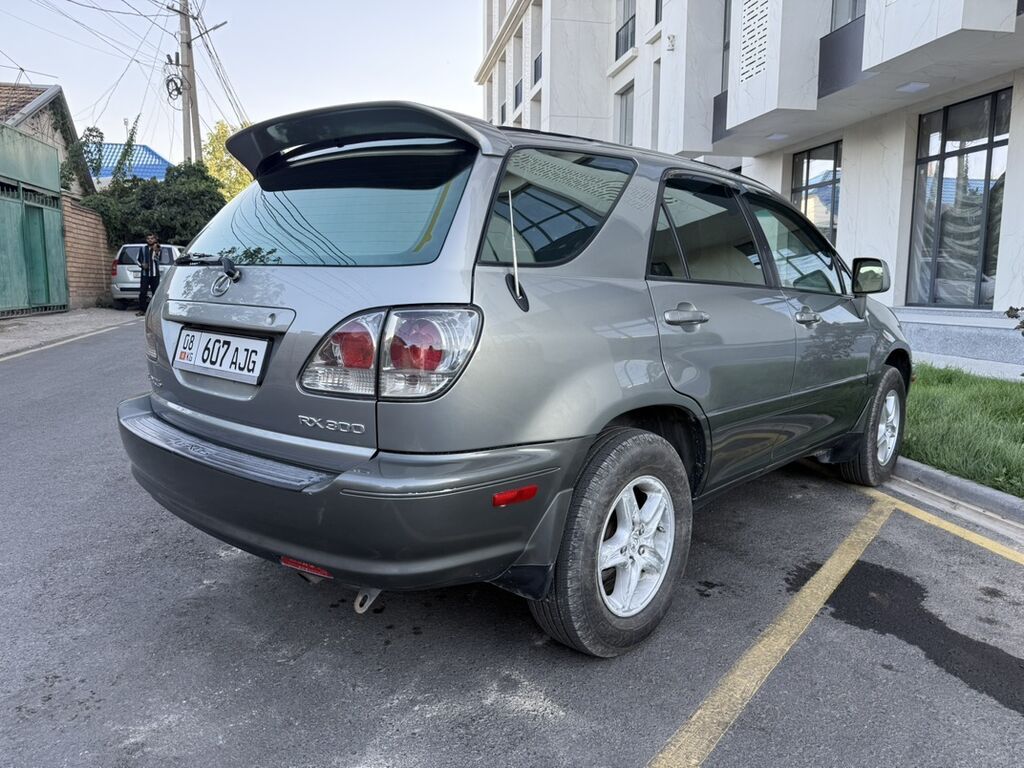 Lexus RX: 2001 г., 3 л, Автомат, Газ, Кроссовер: фото 7