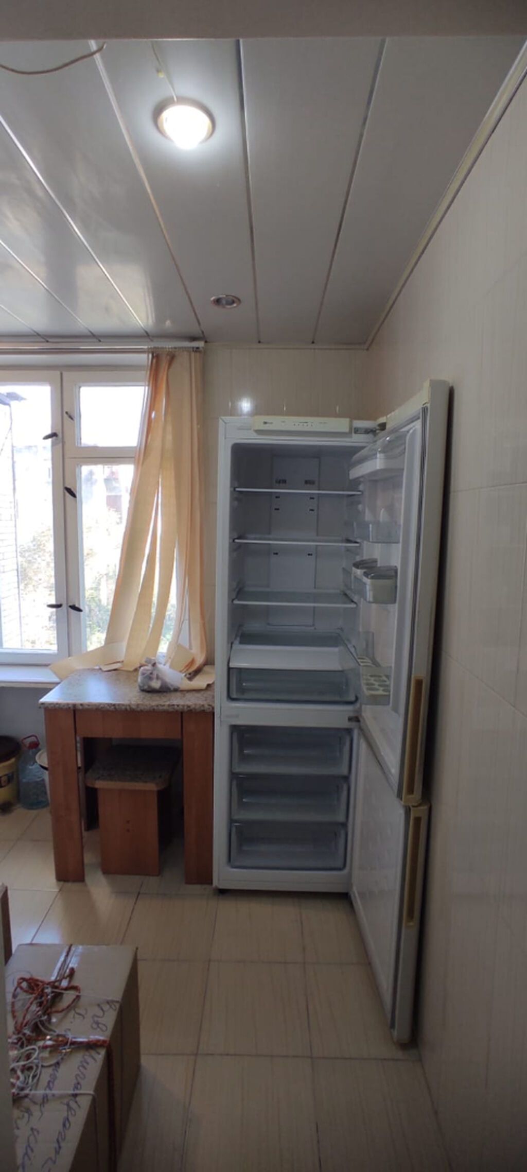 Bakı, 2 otaqlı, Köhnə tikili, m. Neftçilər, 45 kv. m