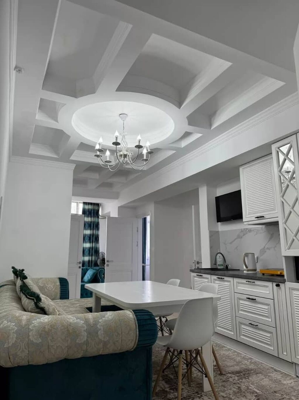 3 комнаты, 70 м², Элитка, 4 этаж: фото 2