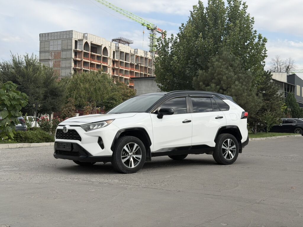 Toyota RAV4: 2020 г., 2.5 л, Автомат, Бензин, Кроссовер: фото 3