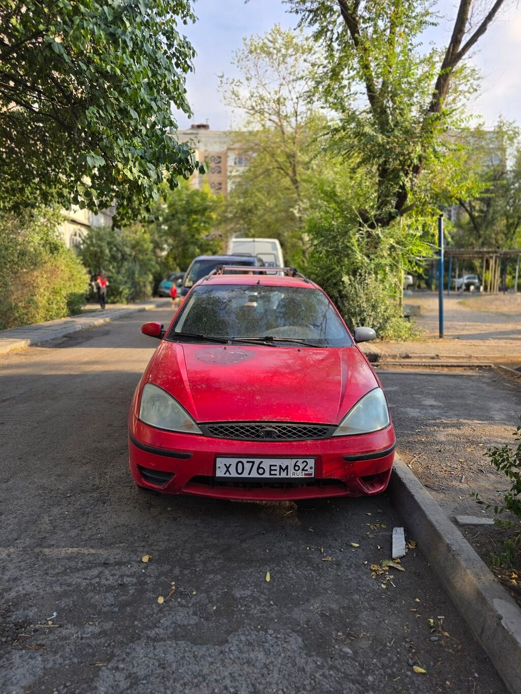 Ford Focus: 2004 г., 1.6 л, Механика, Бензин, Универсал: фото 1
