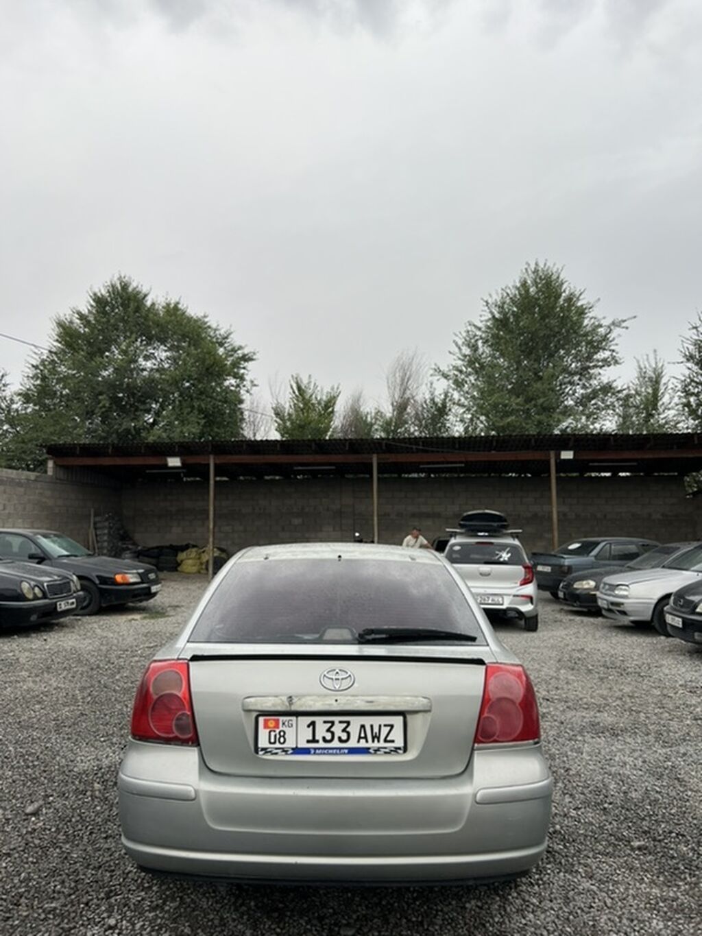 Toyota Avensis: 2004 г., 2 л, Механика, Бензин, Седан: фото 5