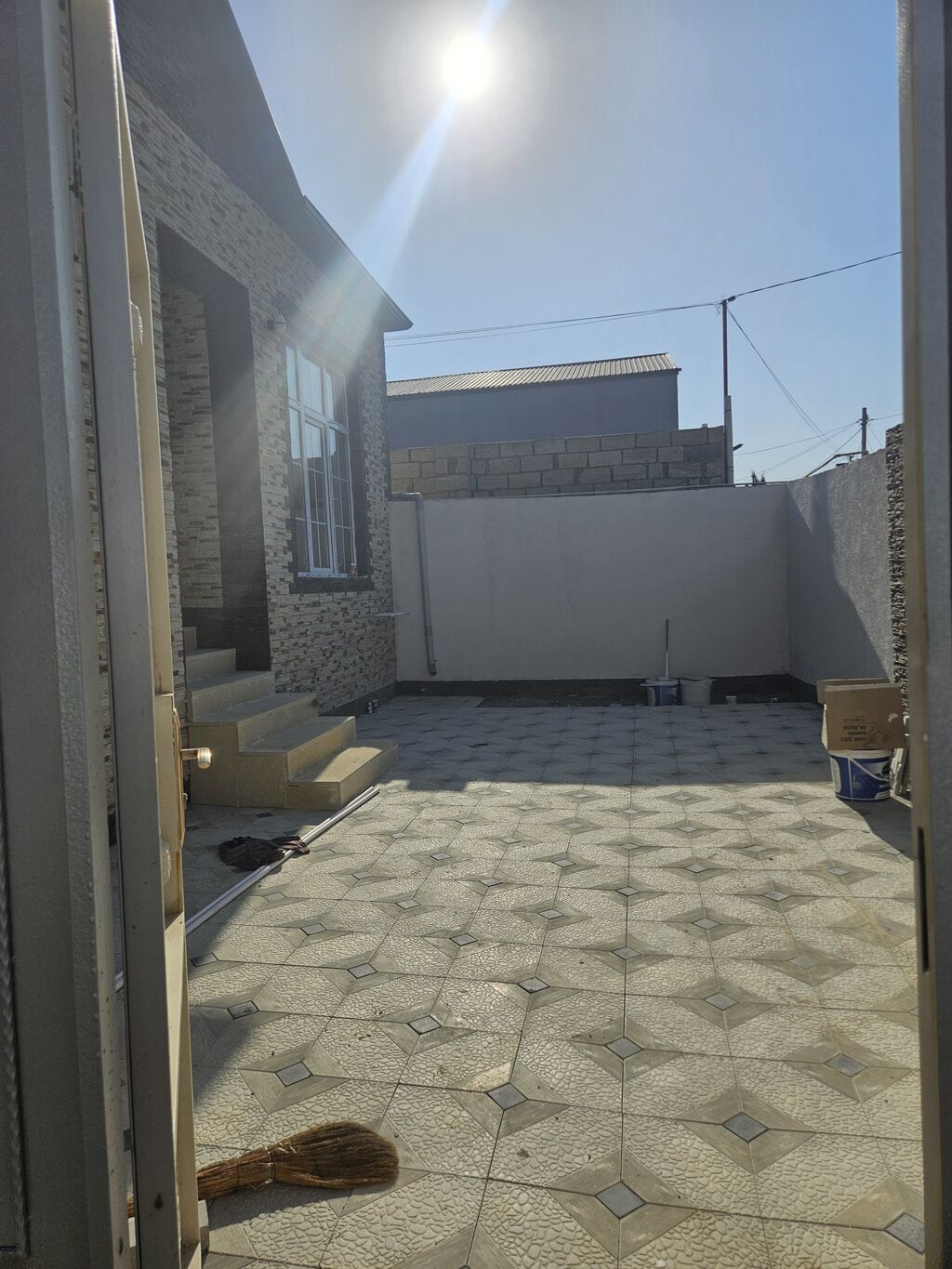 3 otaqlı, 94 kv. m, Kredit yoxdur, Yeni təmirli