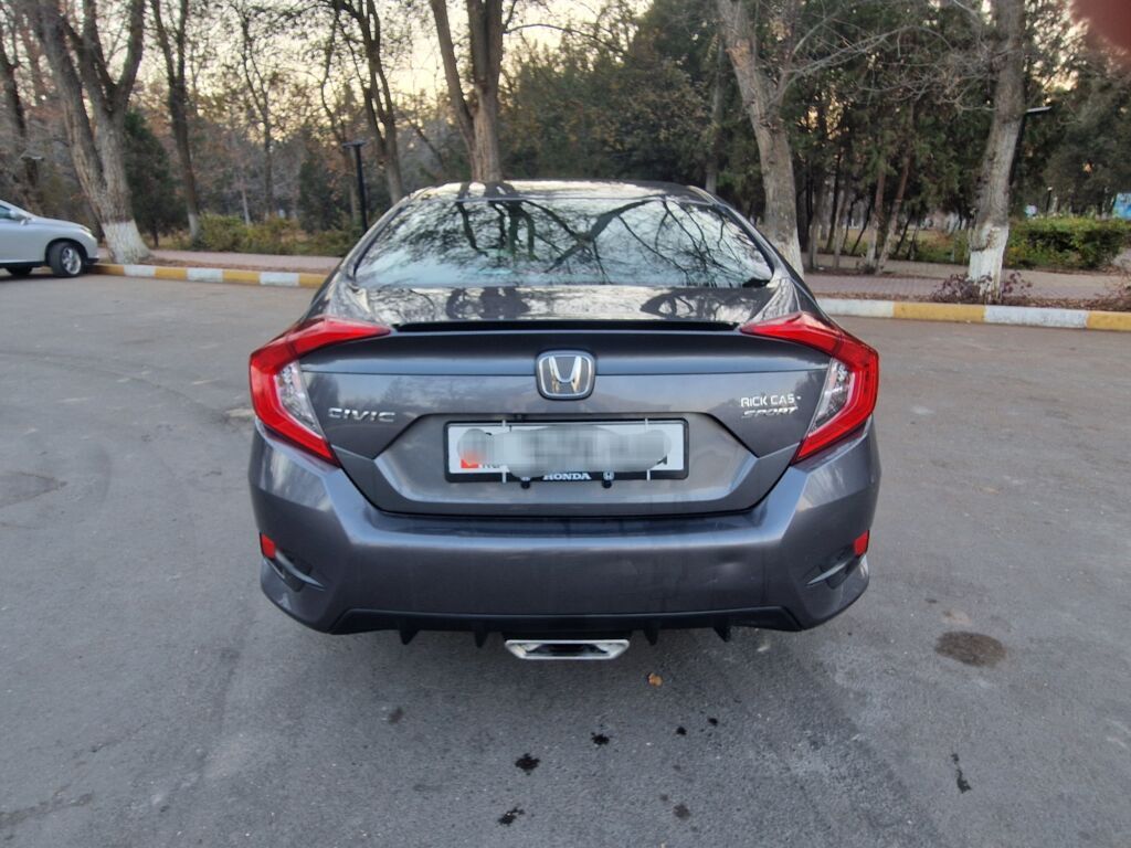 Honda Civic: 2019 г., 2 л, Вариатор, Бензин, Седан: фото 4