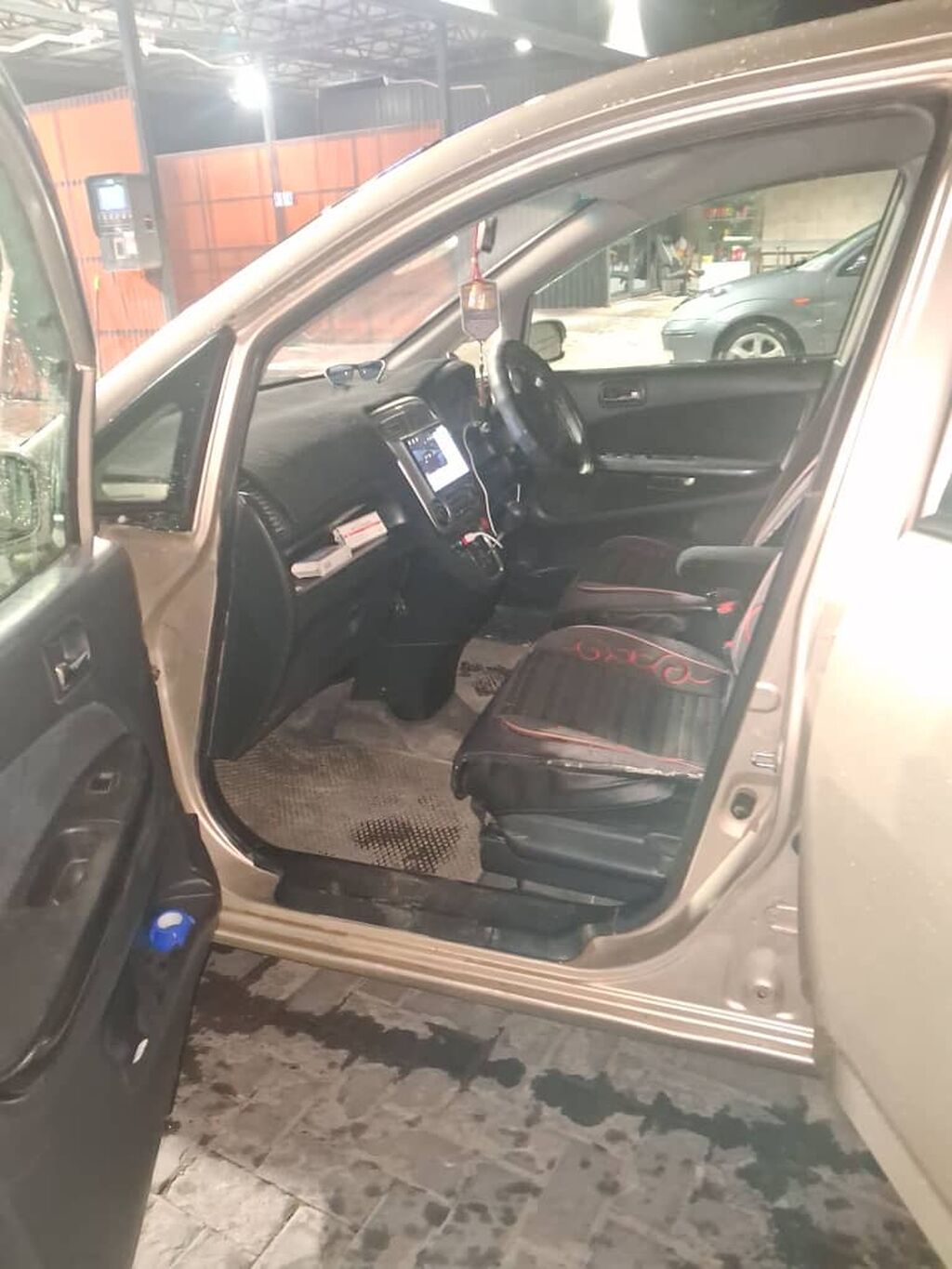 Honda Stream: 2002 г., 1.7 л, Автомат, Бензин, Минивэн: фото 7