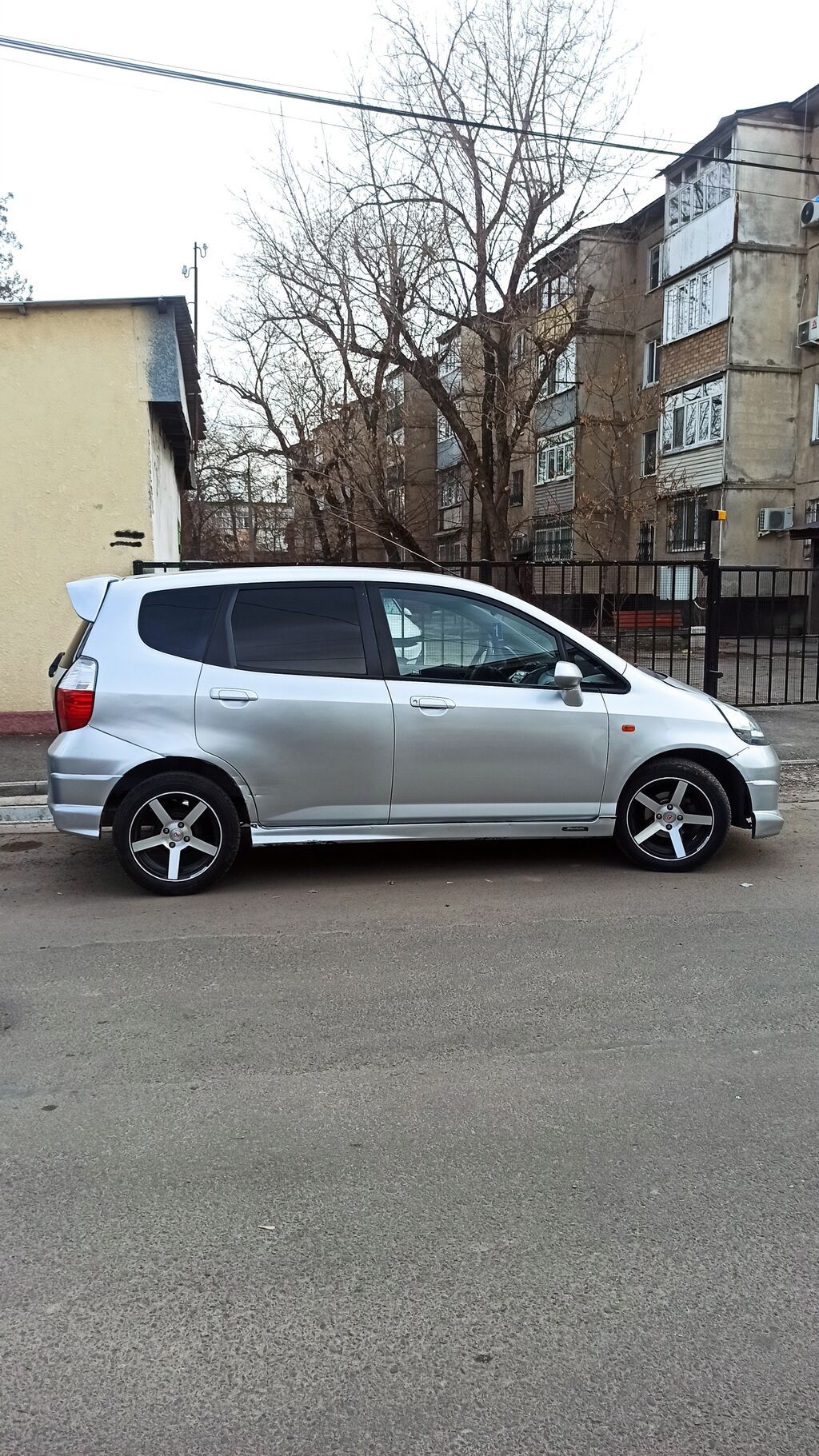 Honda Jazz: 2003 г., 1.3 л, Вариатор, Бензин, Хэтчбэк: фото 3