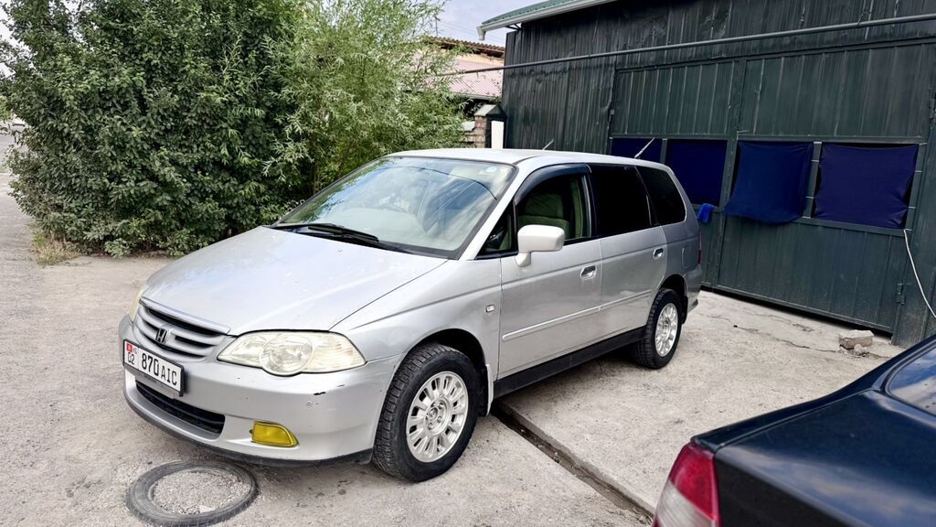 Honda Odyssey: 2000 г., Автомат, Минивэн: фото 3