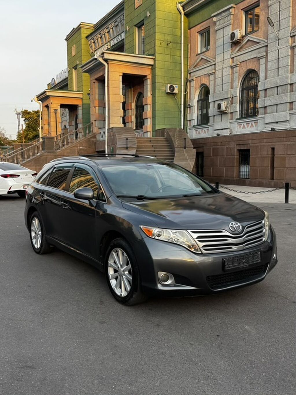 Toyota Venza: 2009 г., 2.7 л, Автомат, Газ, Универсал: фото 2