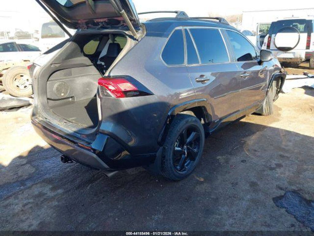 Toyota RAV4: 2021 г., 2.5 л, Автомат, Гибрид: фото 4