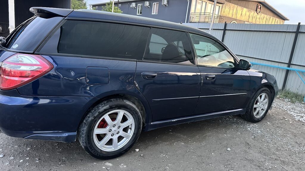 Subaru Legacy: 2004 г., Автомат, Бензин, Универсал — фото 2