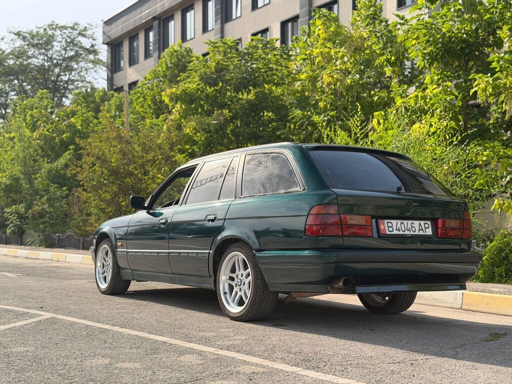 BMW 5 series: 1994 г., 1.8 л, Механика, Бензин, Универсал: фото 3