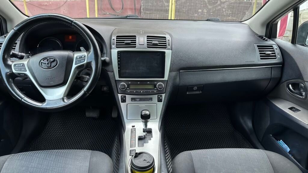 Toyota Avensis: 2009 г., 2.2 л, Автомат, Дизель, Универсал: фото 8