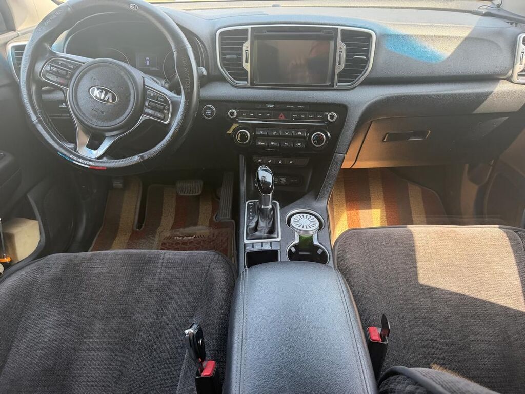Kia Sportage: 2017 г., 2 л, Автомат, Дизель, Кроссовер: фото 6