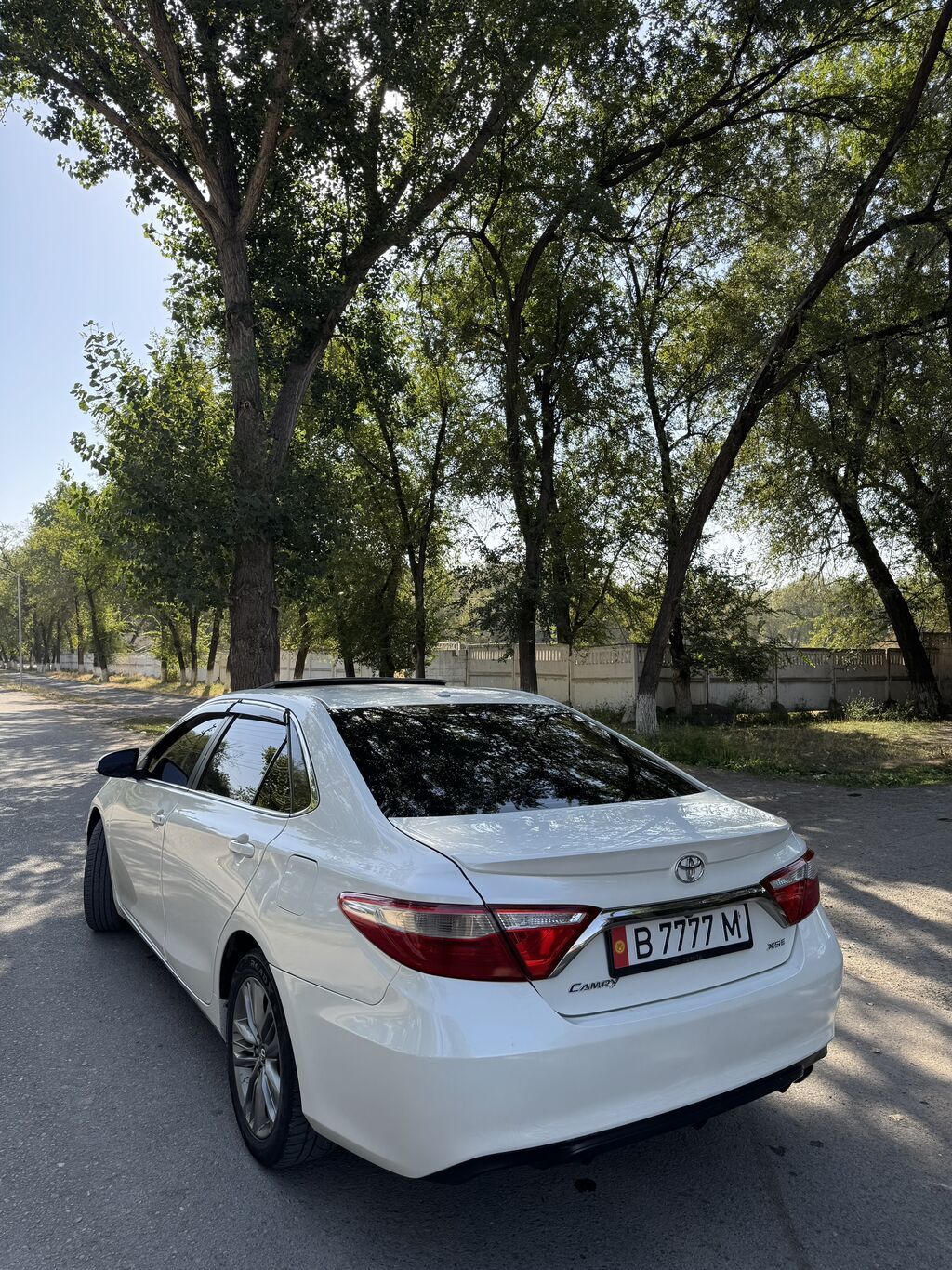 Toyota Camry: 2015 г., 2.5 л, Автомат, Бензин, Седан: фото 2