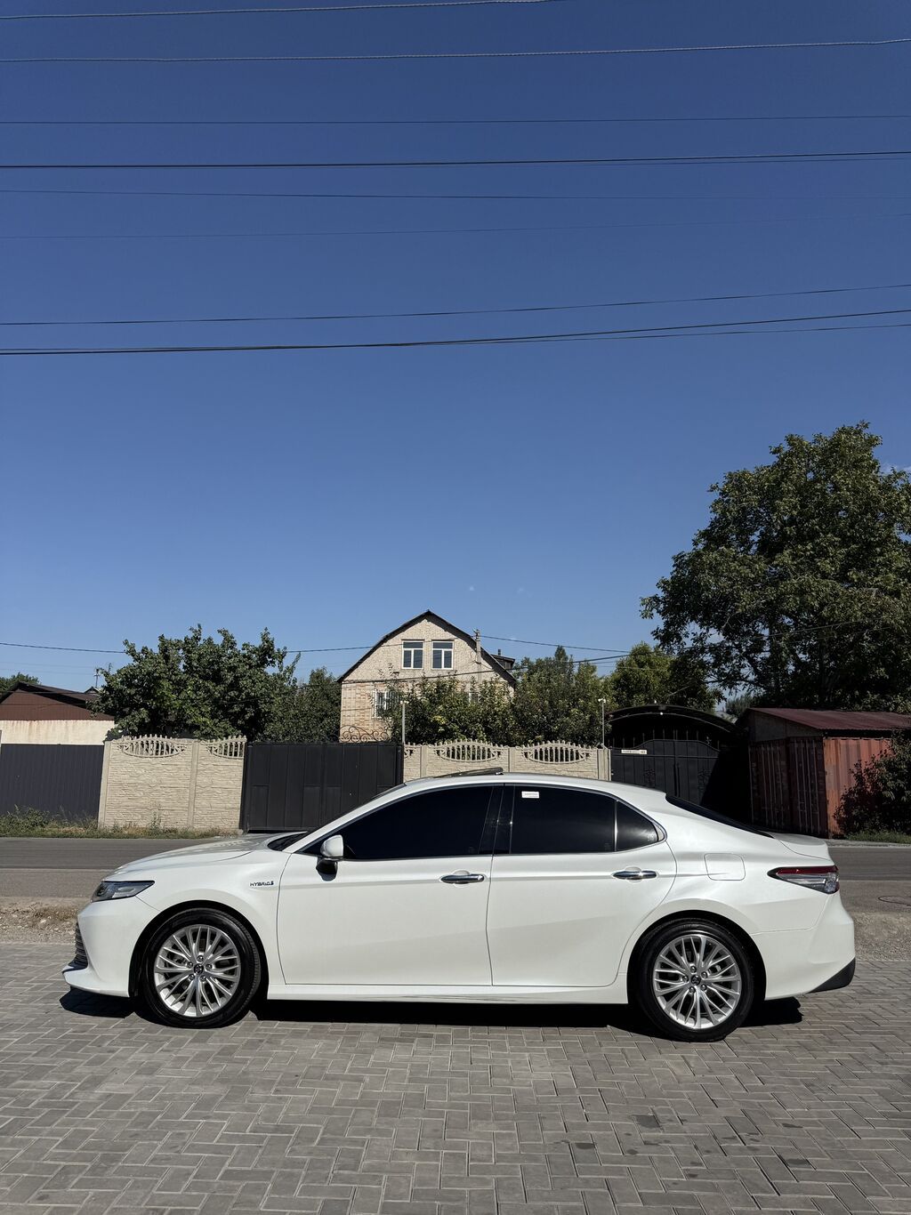 Toyota Camry: 2019 г., 2.5 л, Вариатор, Гибрид, Седан: фото 8