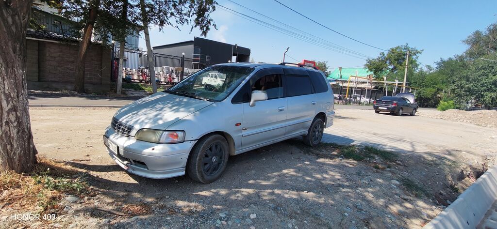 Honda Odyssey: 1998 г., Автомат, Бензин, Минивэн: фото 4