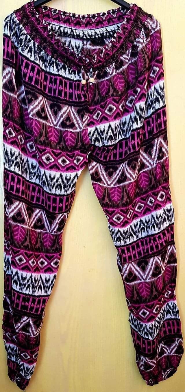 Άλλα: Νούμερο L-XL 8€ σε lalafo.gr Νούμερο L-XL 8€ σε Πειραιάς