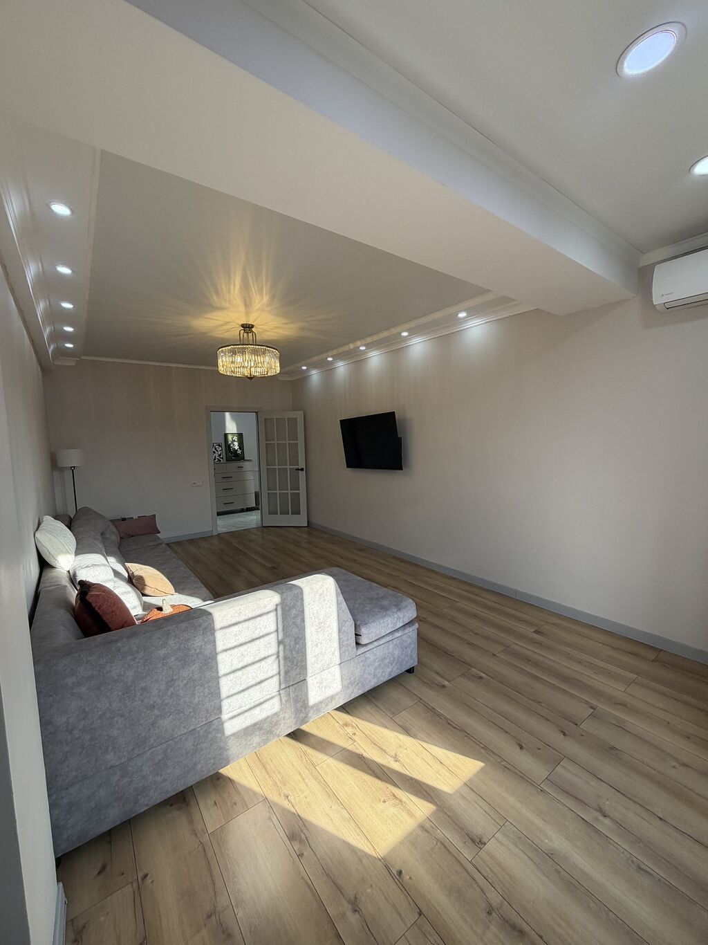 2 комнаты, 72 м², Карпинка Элитка, 8 этаж, Евроремонт: фото 3