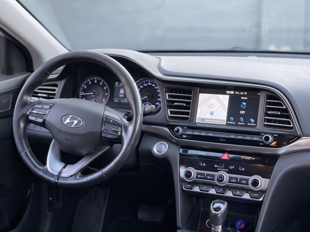 Hyundai Avante: 2019 г., 1.6 л, Автомат, Бензин, Седан: фото 5