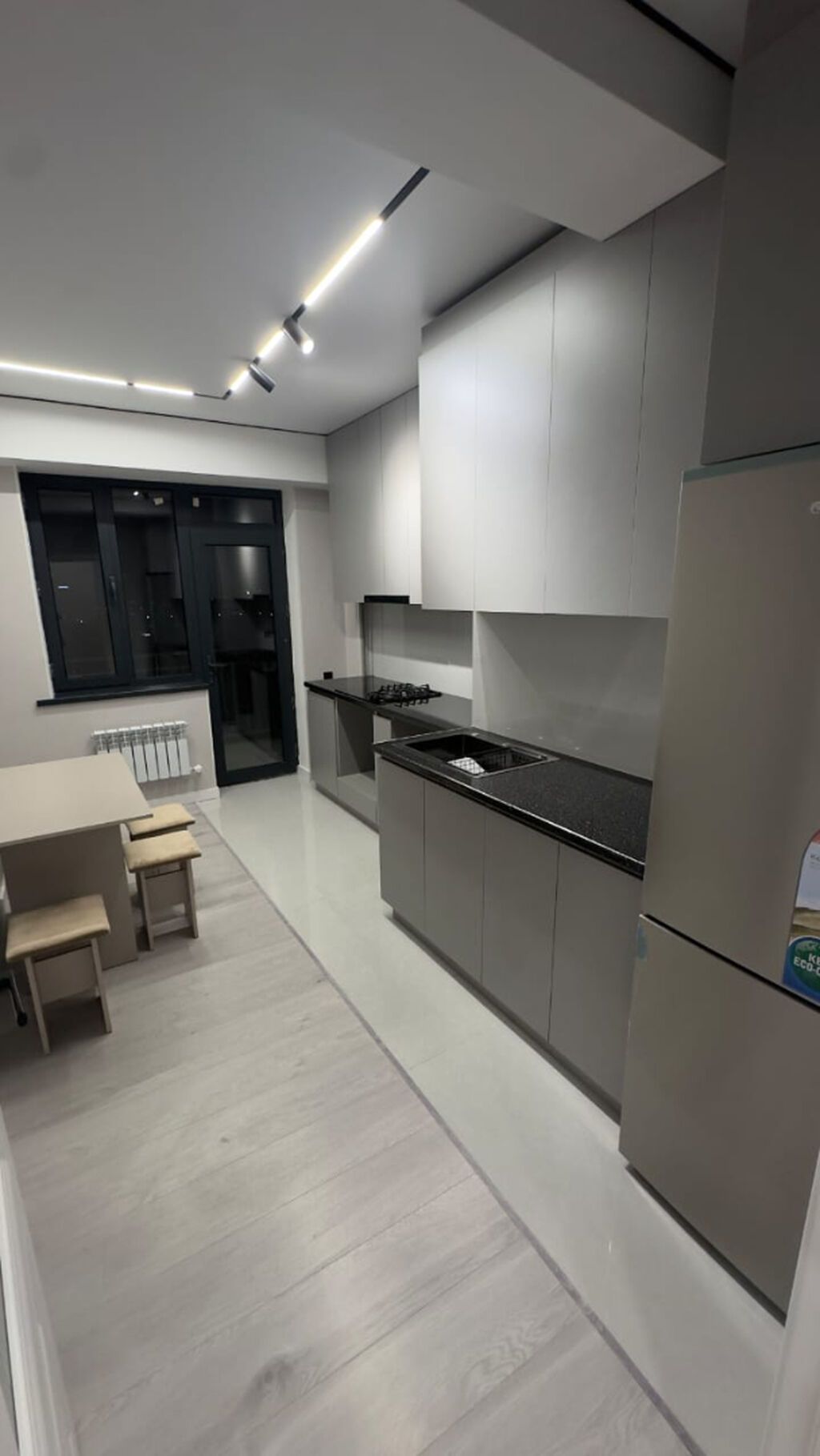 2 комнаты, 65 м², Элитка, Технопарк Элитка, 8 этаж, Евроремонт: фото 1