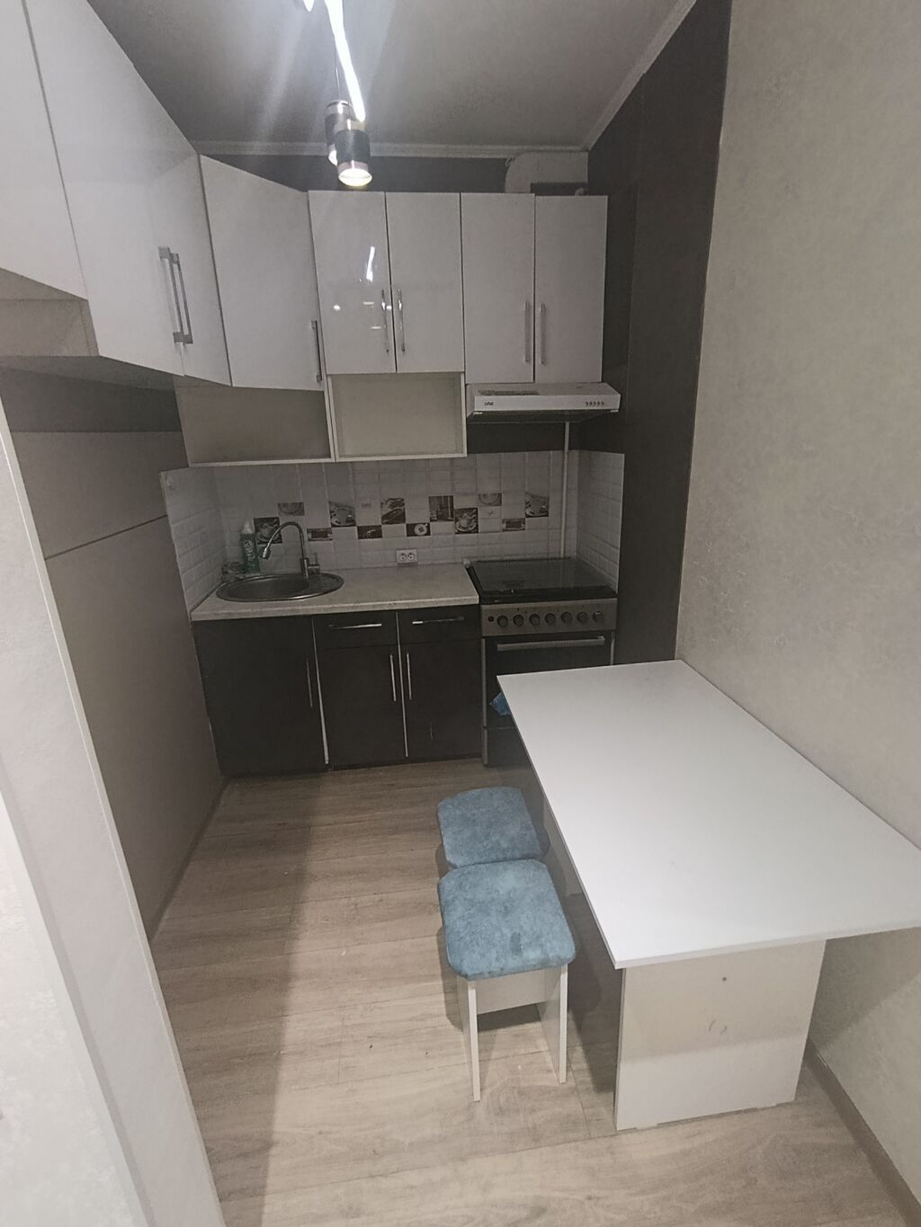 2 комнаты, 55 м², Джал мкр (в т.ч. Верхний, Нижний, Средний) 106 серия улучшенная, 7 этаж, Свежий ремонт: фото 2