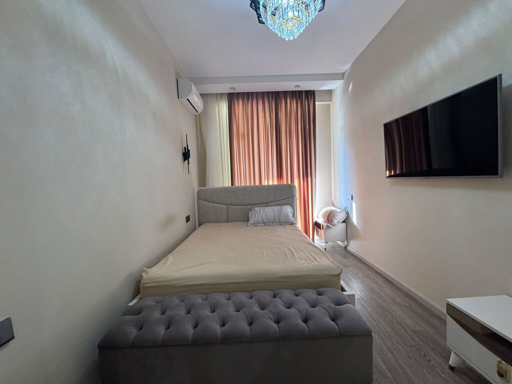 3 otaqlı, Yeni tikili, 152 kv. m