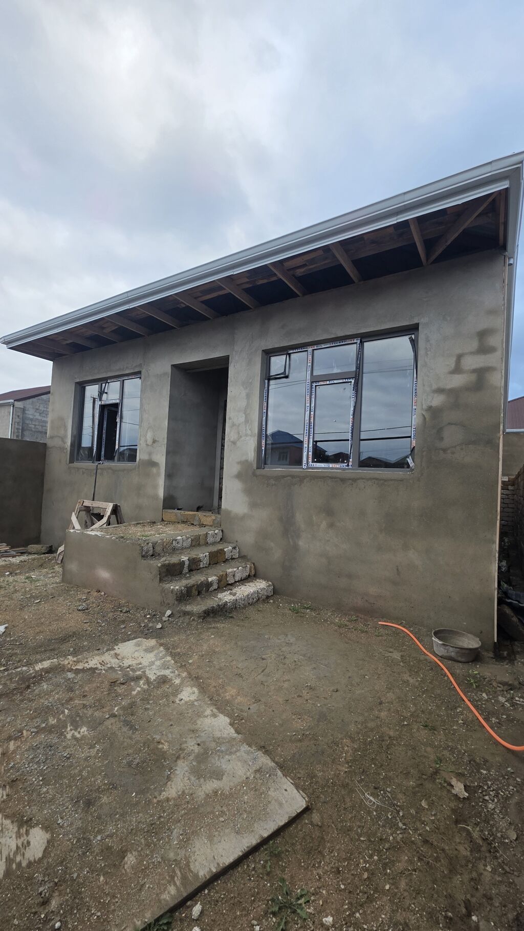 4 otaqlı, 124 kv. m, Kredit yoxdur, Təmirsiz