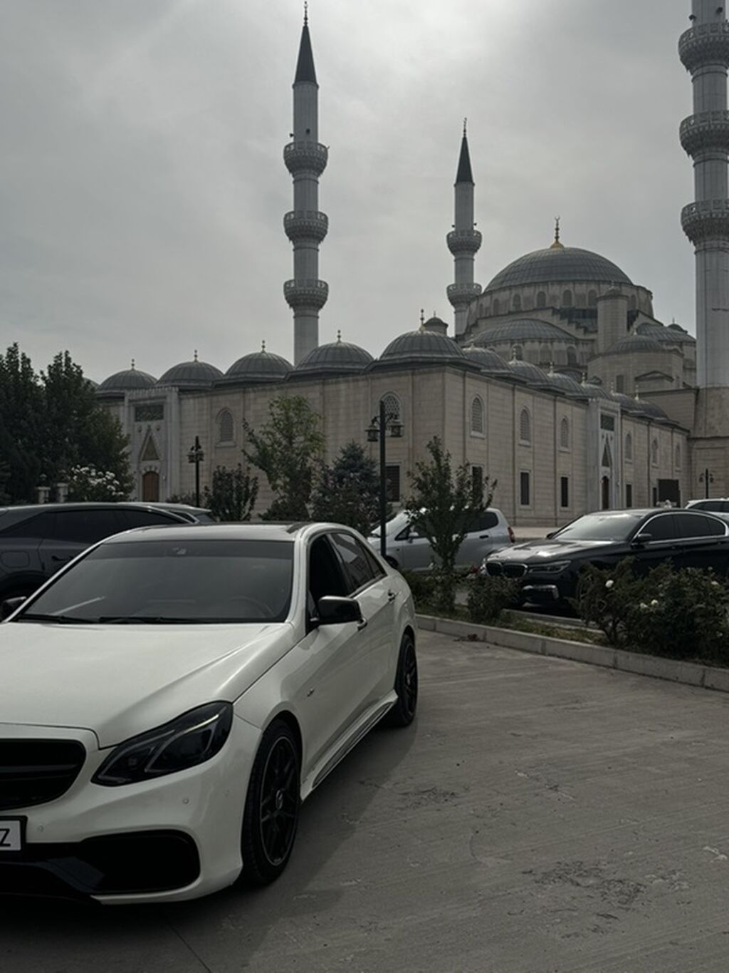 Mercedes-Benz E-Class: 2010 г., 1.8 л, Автомат, Бензин, Седан: фото 2