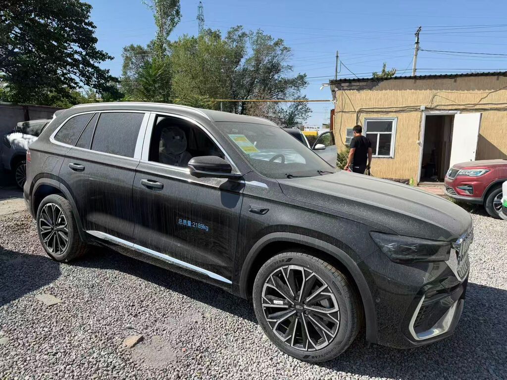 Geely Monjaro: 2025 г., 2 л, Робот, Бензин, Кроссовер: фото 3