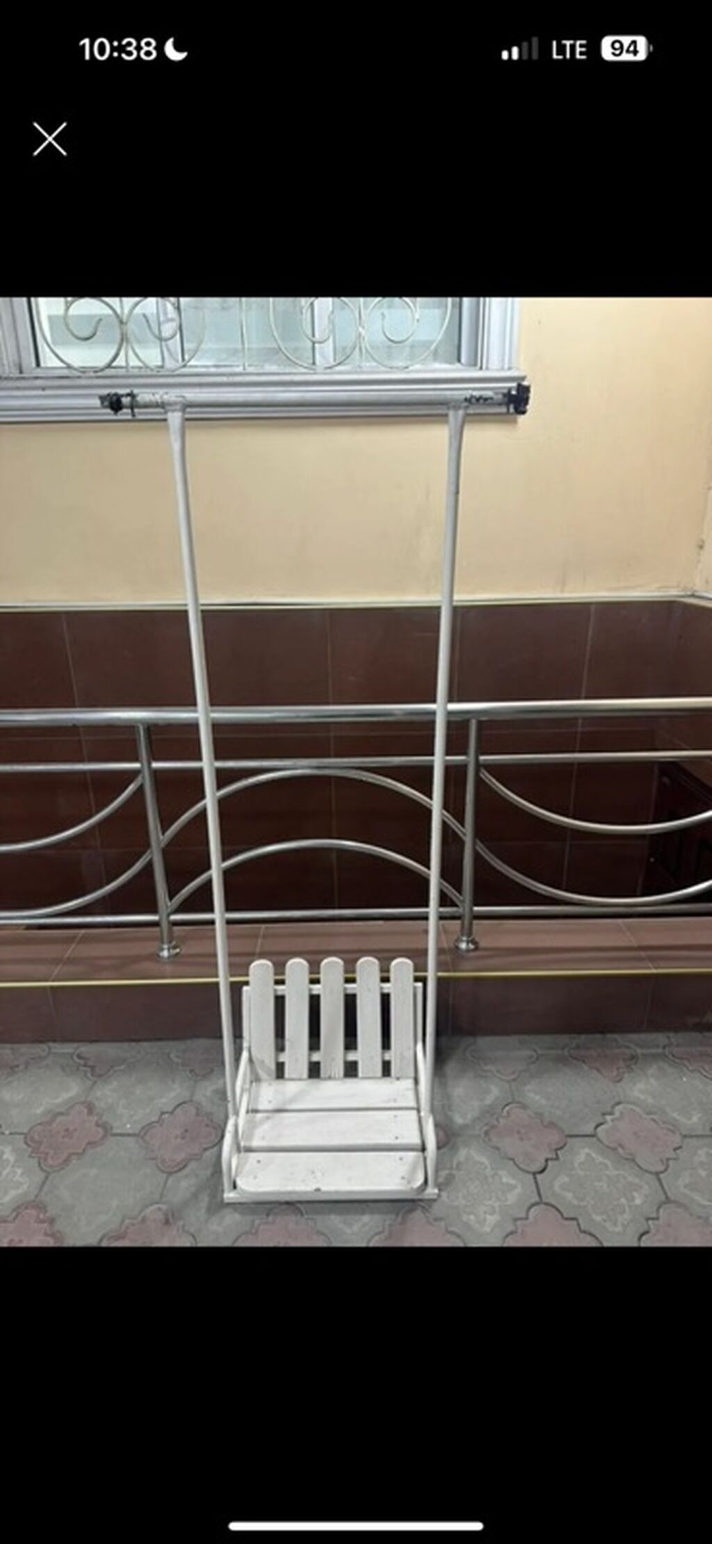 Детские подвесные качели с каркасной стойкой. - Напольная