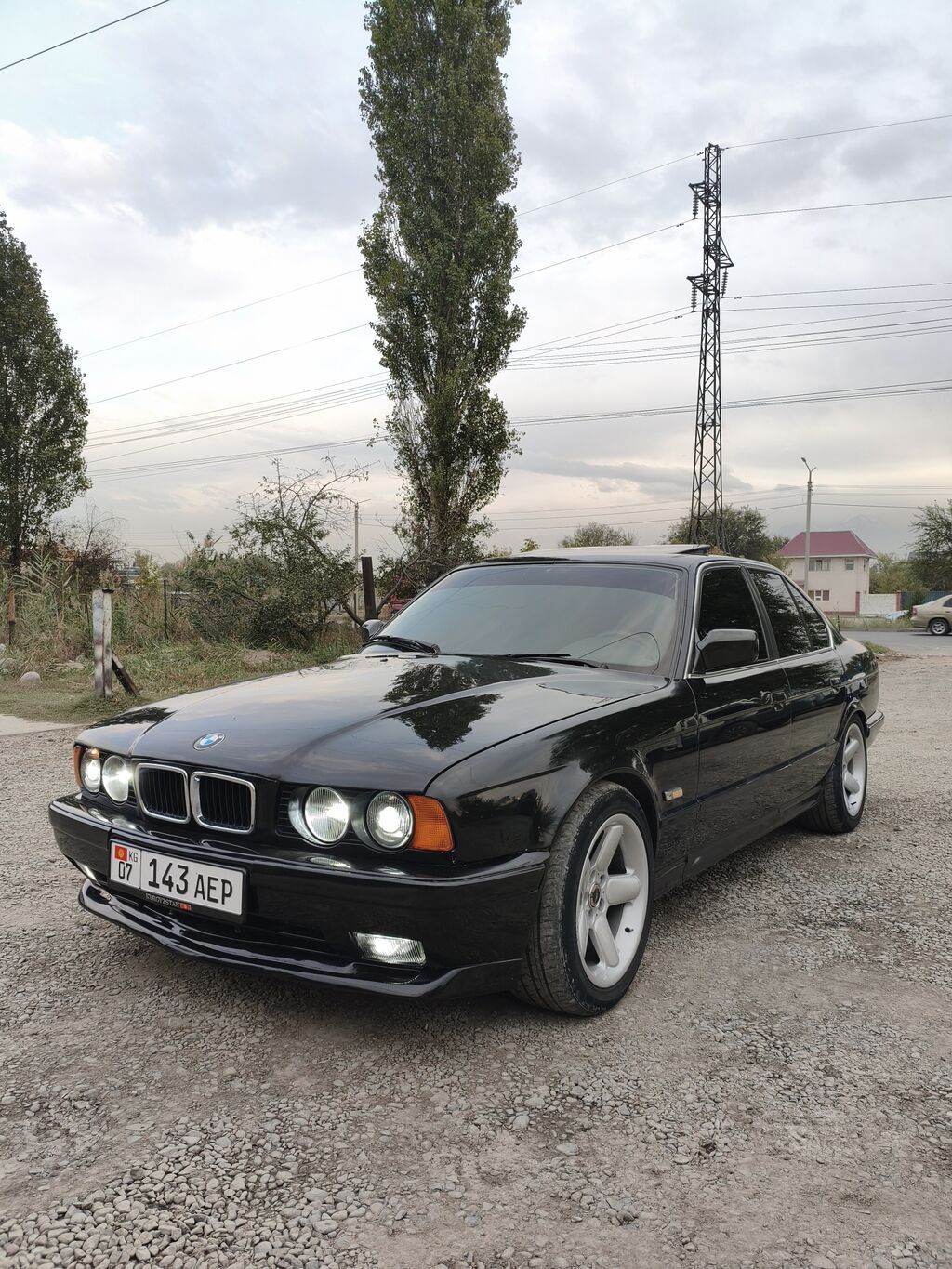 BMW 5 series: 1995 г., 3 л, Механика, Бензин, Седан: фото 3