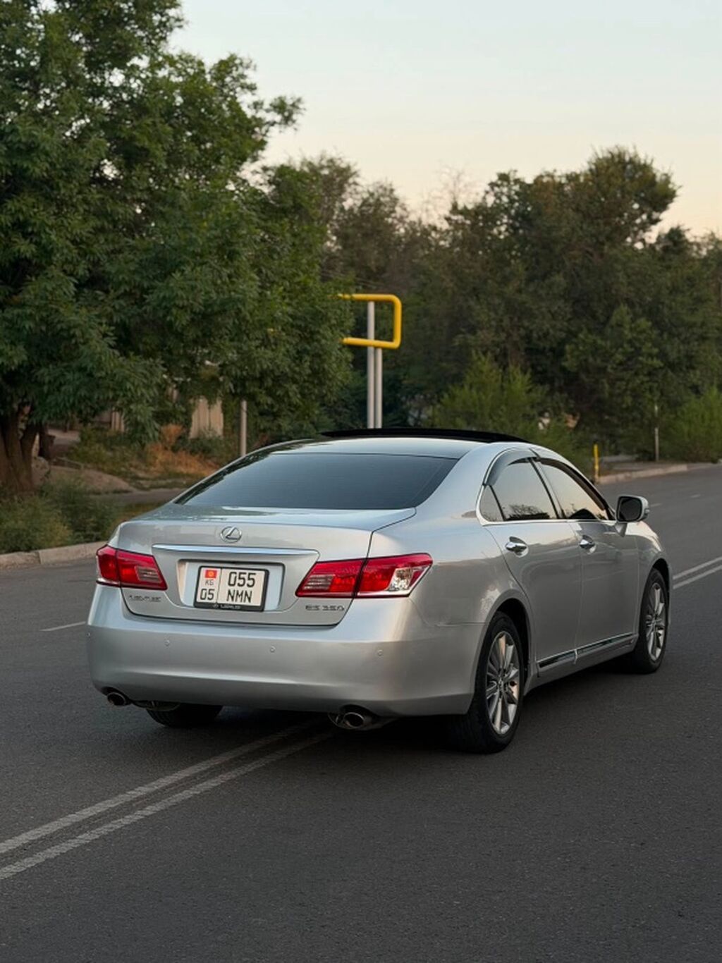 Lexus ES: 2011 г., 3.5 л, Автомат, Бензин, Седан: фото 2
