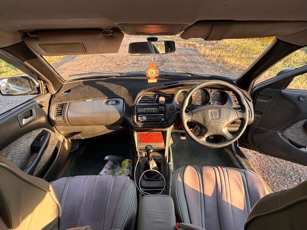 Honda Accord: 1999 г., 2 л, Механика, Бензин, Седан: фото 5