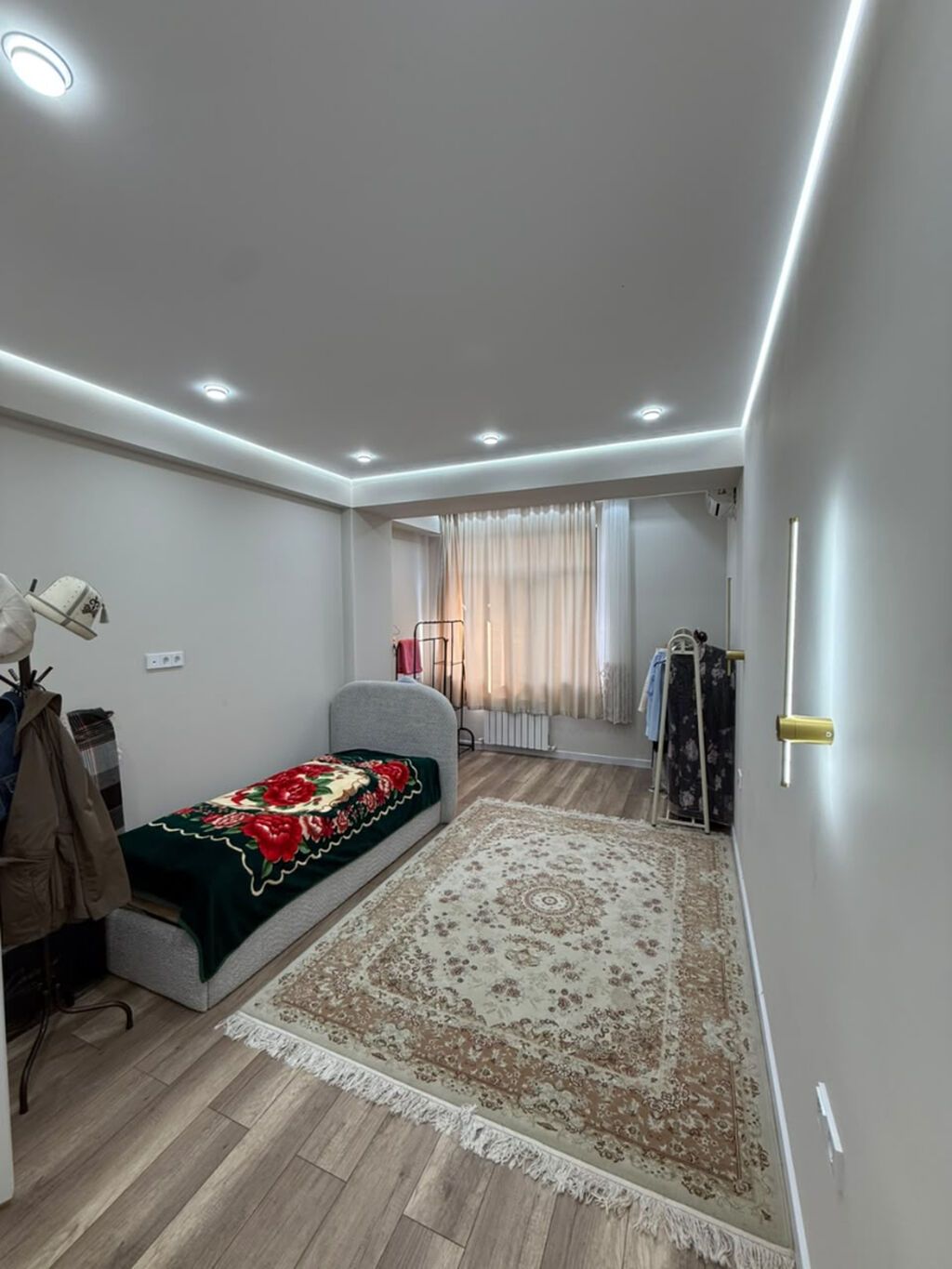 3 комнаты, 82 м², БГУ Элитка, 9 этаж, Евроремонт: фото 2