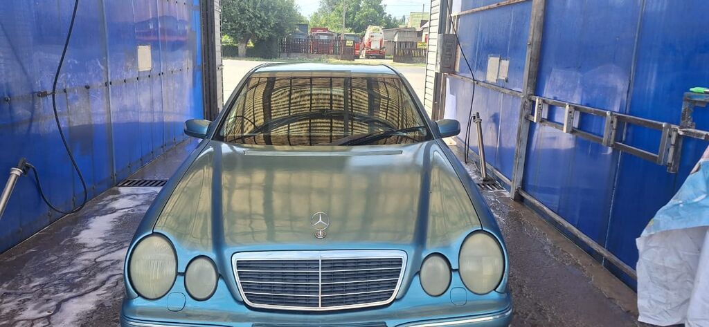 Mercedes-Benz E-Class: 2002 г., 2 л, Автомат, Бензин, Седан: фото 4