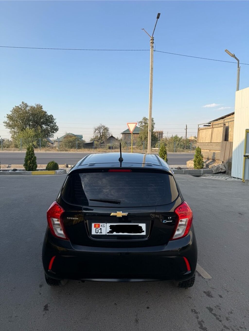 Chevrolet Spark: 2017 г., 1 л, Автомат, Бензин, Хэтчбэк: фото 2