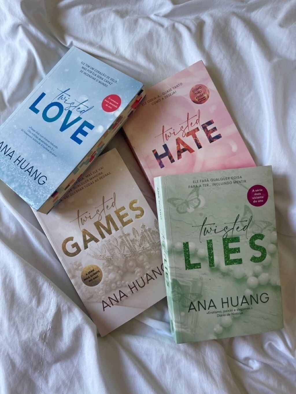 Ana Huang – “Twisted” seriyası kitab: 50 AZN Bədii ədəbiyyat | Bakı ...