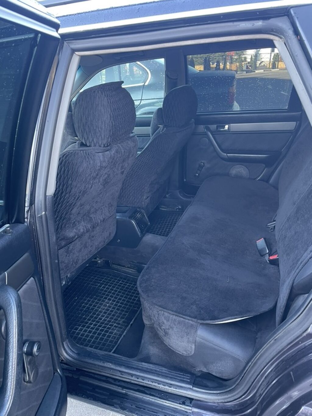 Audi A6: 1997 г., 2.6 л, Механика, Бензин, Универсал: фото 3