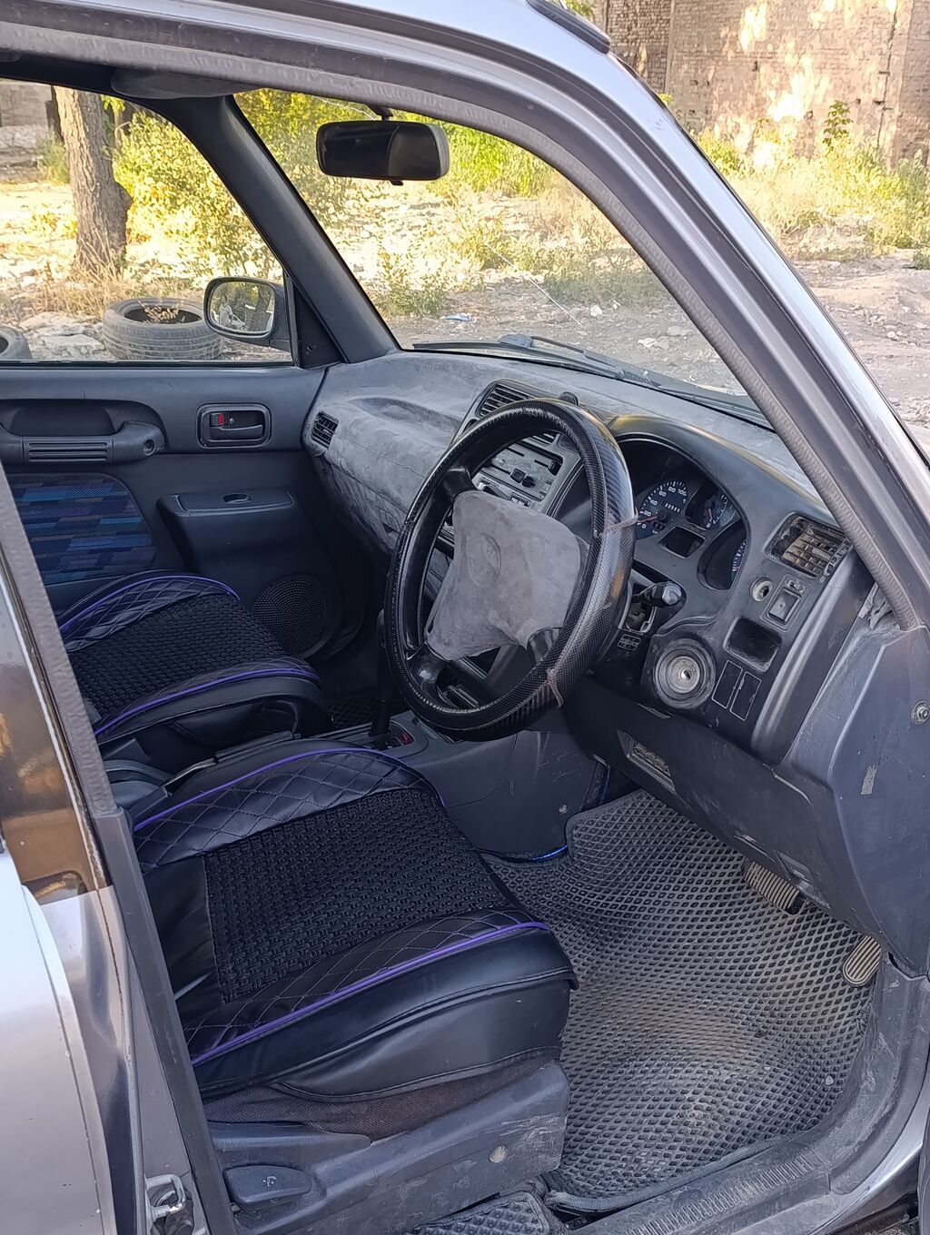 Toyota RAV4: 1996 г., 2 л, Автомат, Бензин, Внедорожник: фото 5