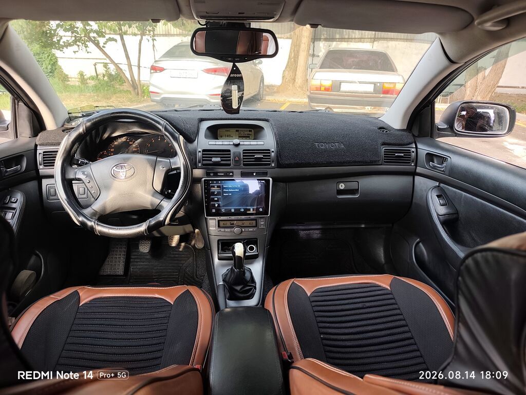 Toyota Avensis: 2003 г., 1.8 л, Механика, Бензин, Седан: фото 6