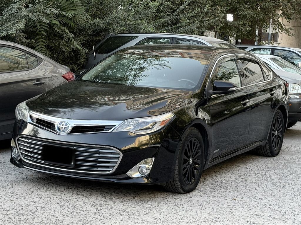 Toyota Avalon: 2013 г., 2.5 л, Вариатор, Гибрид, Седан: фото 2