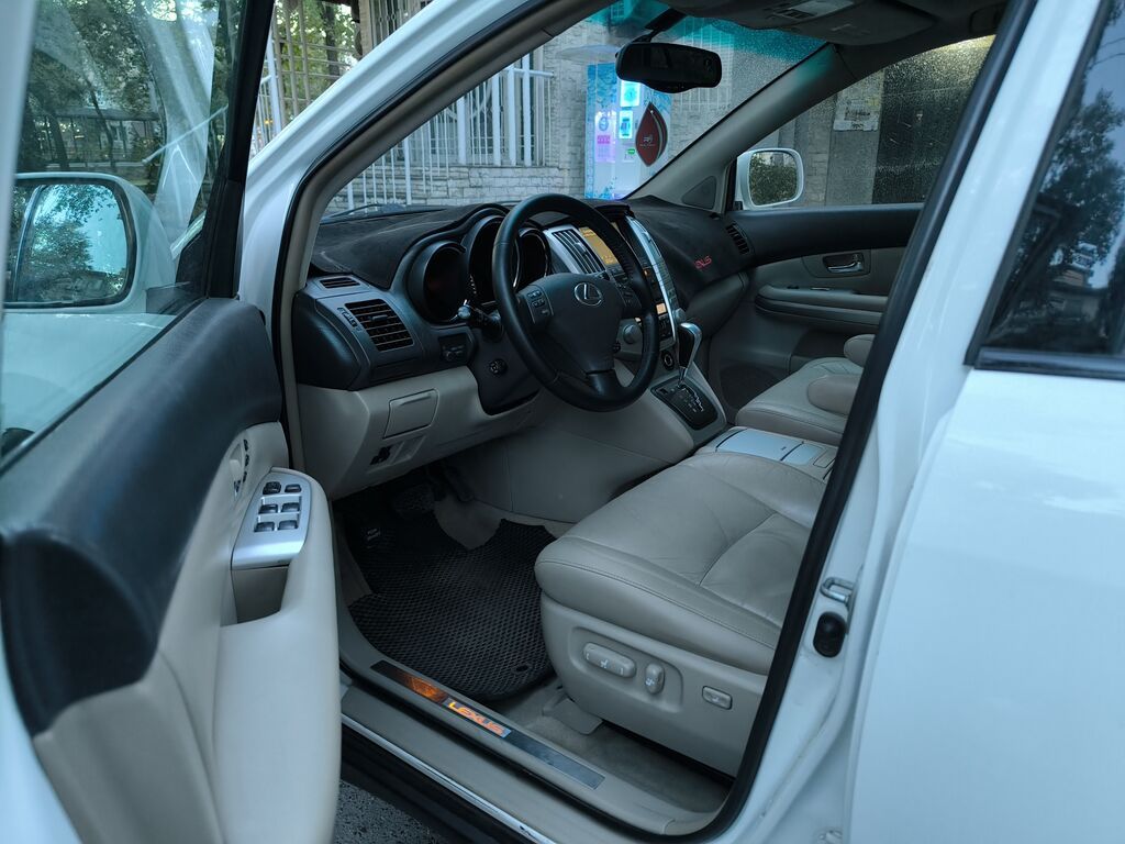 Lexus RX: 2005 г., 3.3 л, Автомат, Гибрид, Кроссовер: фото 2