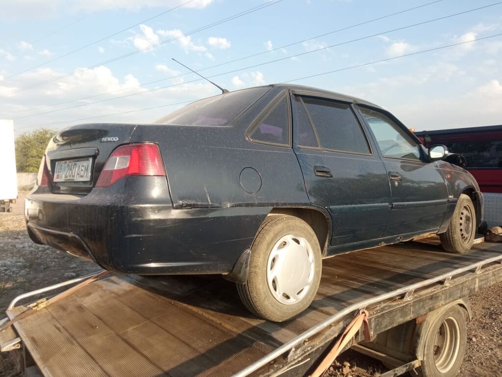 Daewoo Nexia: 2009 г., Хэтчбэк: фото 3