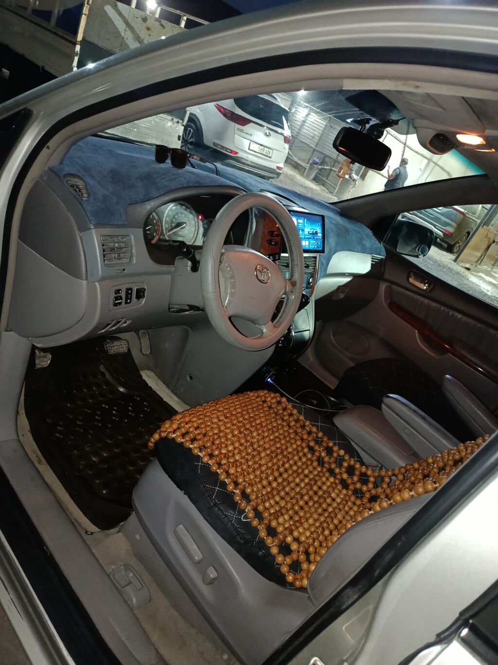 Toyota Sienna: 2004 г., 3.3 л, Минивэн: фото 3
