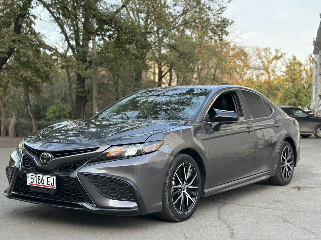 Toyota Camry: 2020 г., 2.5 л, Автомат, Бензин, Седан: фото 5