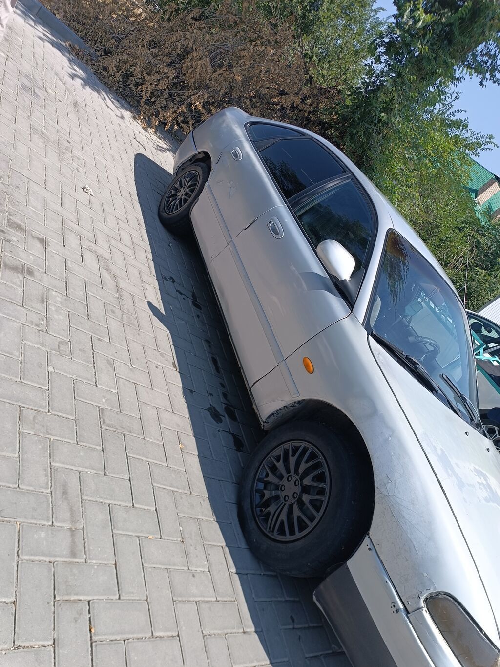 Mazda 626: 1992 г., 1.8 л, Механика, Бензин, Седан: фото 6