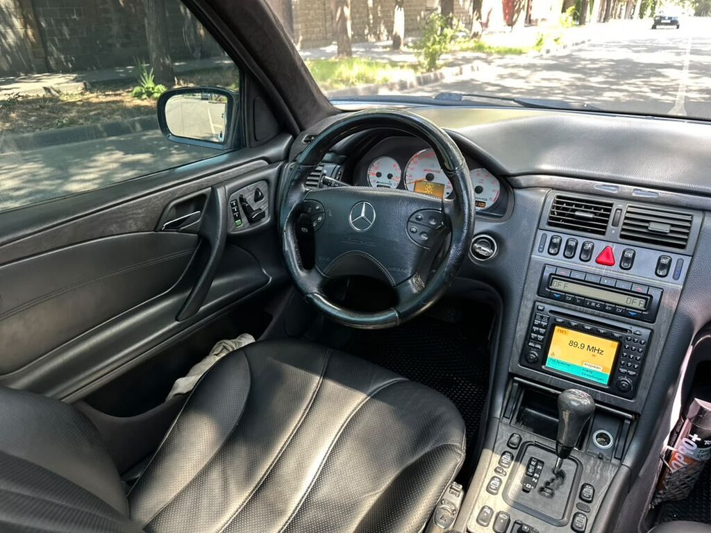 Mercedes-Benz E-Class W210 E55 AMG, 2001 г.: фото 3
