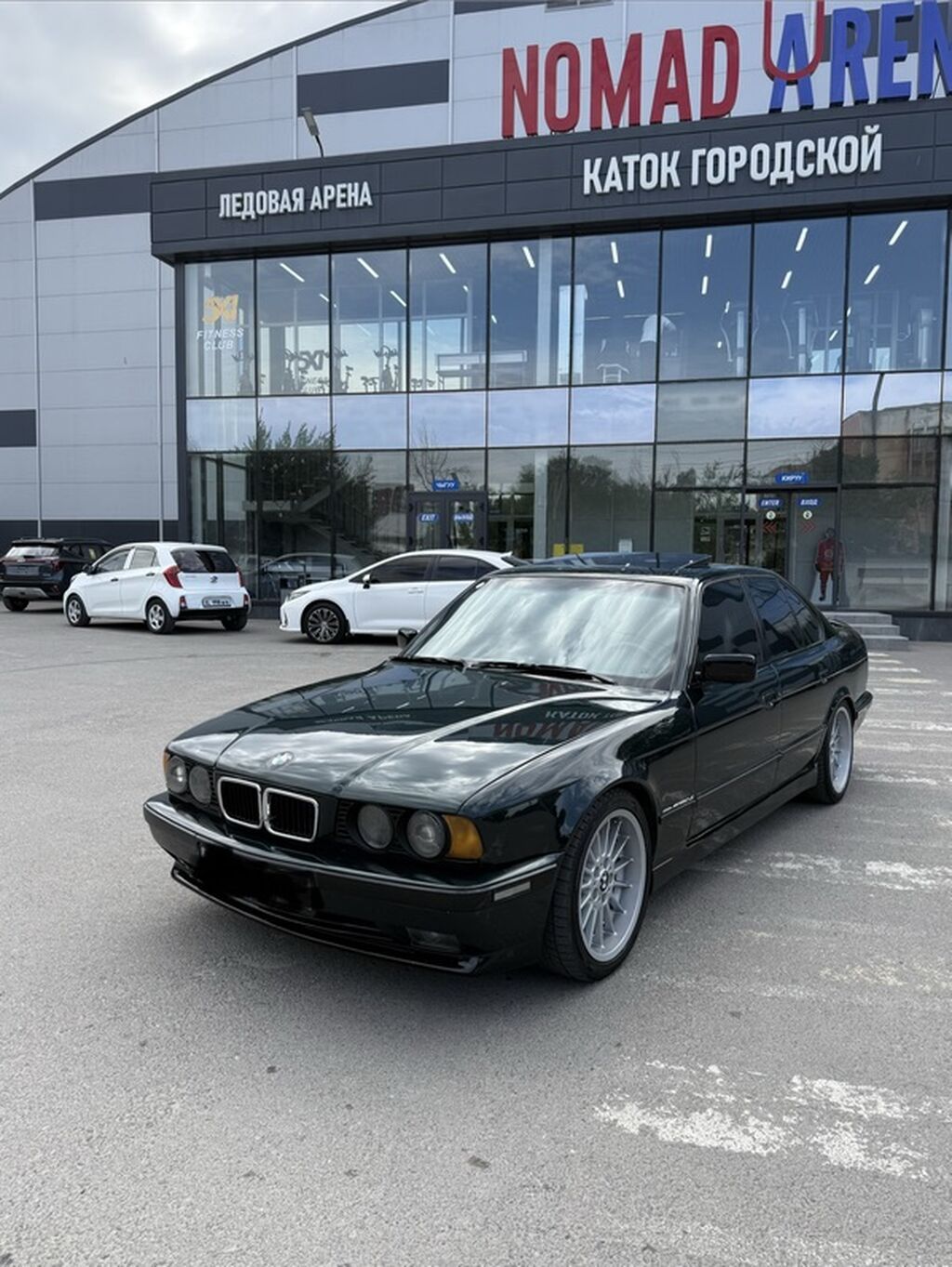 BMW 5 series: 1993 г., 4.4 л, Механика, Бензин, Седан: фото 3