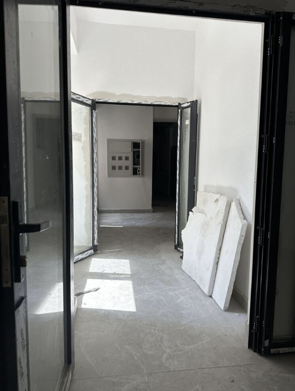 3 комнаты, 81 м², Асанбай мкр Элитка, 12 этаж, ПСО (под самоотделку): фото 4